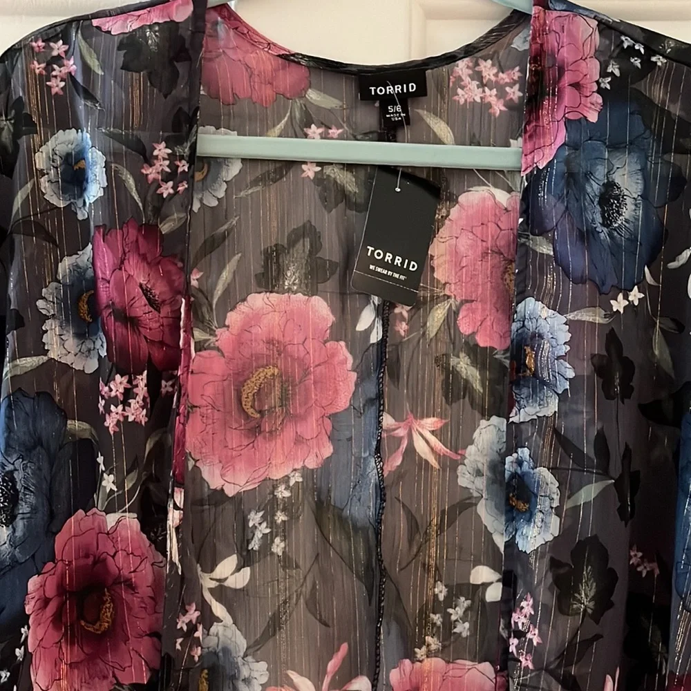 $FIRM$ NWT TORRID floral kimono - Sold Out! - Plus sized - Picture 1 of 12
